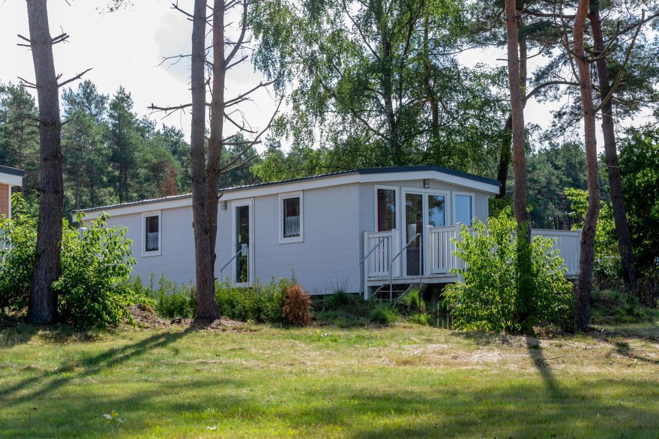 Naturcamping Lueneburger Heide - Chalets & Tiny Haeuser Soltau Eksteriør bilde