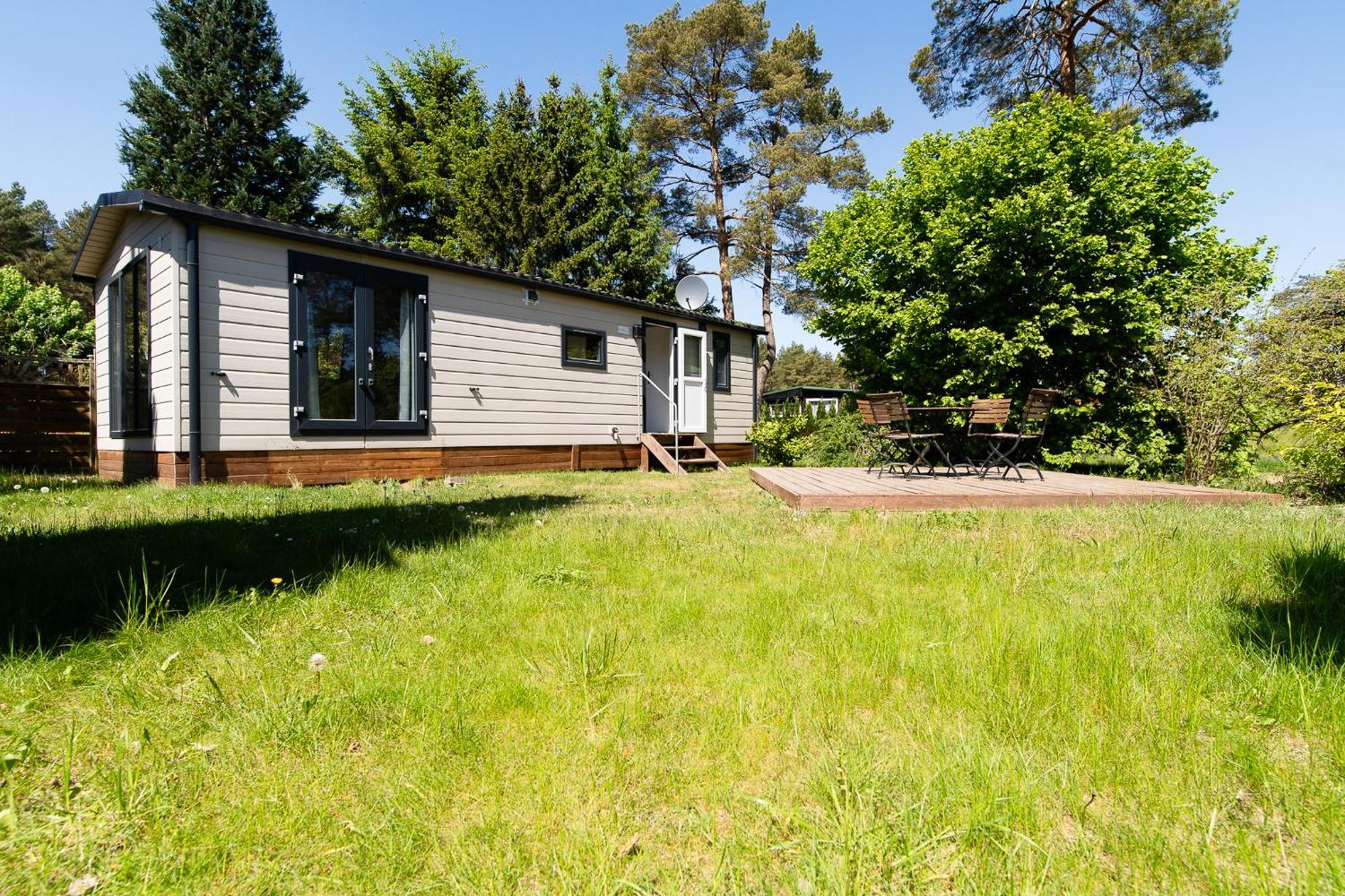 Naturcamping Lueneburger Heide - Chalets & Tiny Haeuser Soltau Eksteriør bilde