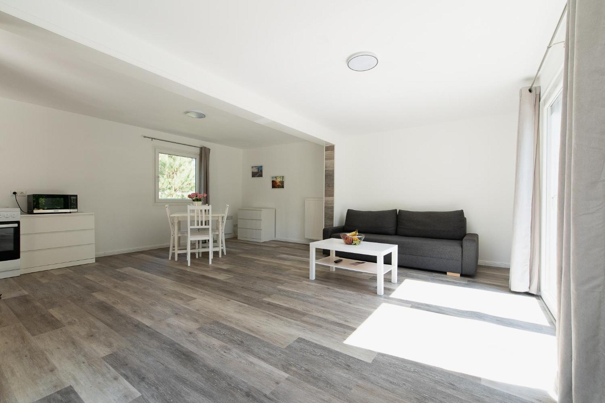 Naturcamping Lueneburger Heide - Chalets & Tiny Haeuser Soltau Eksteriør bilde
