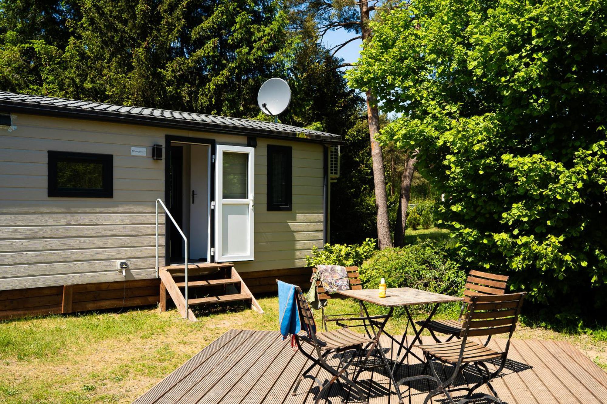 Naturcamping Lueneburger Heide - Chalets & Tiny Haeuser Soltau Eksteriør bilde